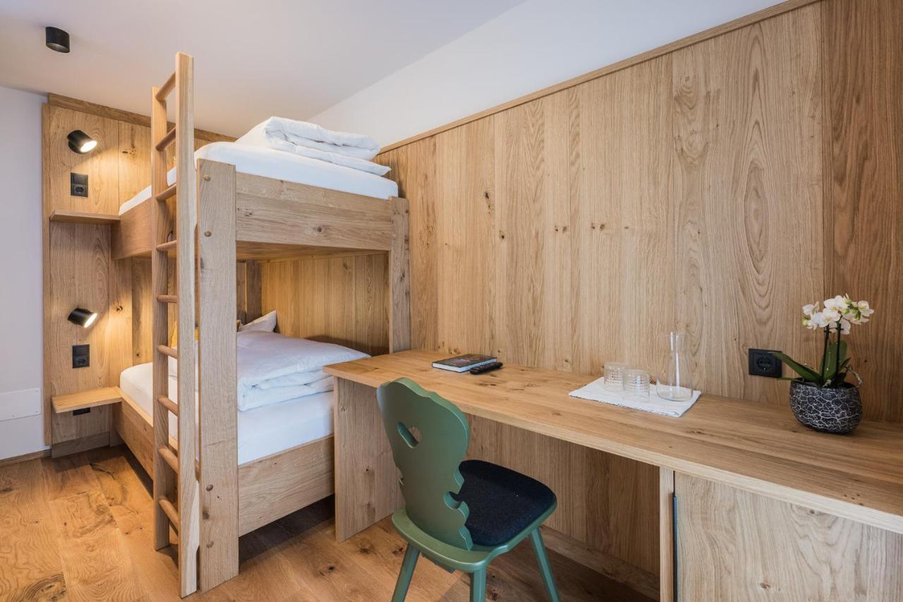 Gasthof Albergo Dolomiten Braies  Εξωτερικό φωτογραφία