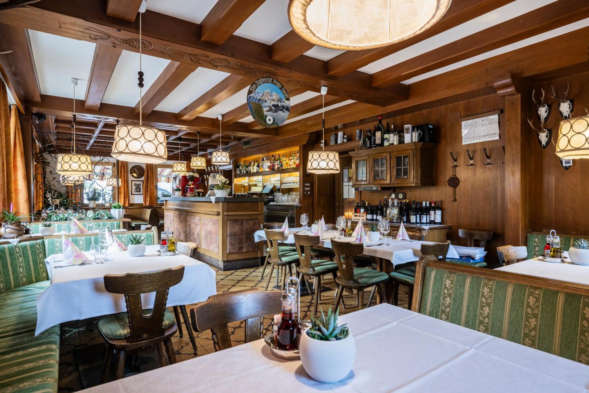 Gasthof Albergo Dolomiten Braies  Εξωτερικό φωτογραφία