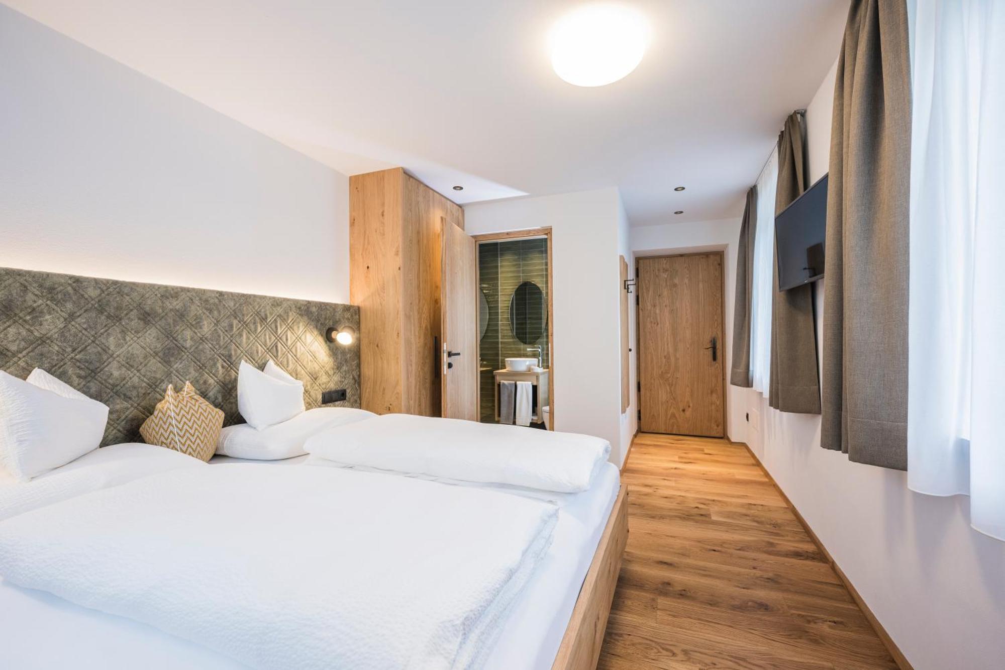 Gasthof Albergo Dolomiten Braies  Εξωτερικό φωτογραφία