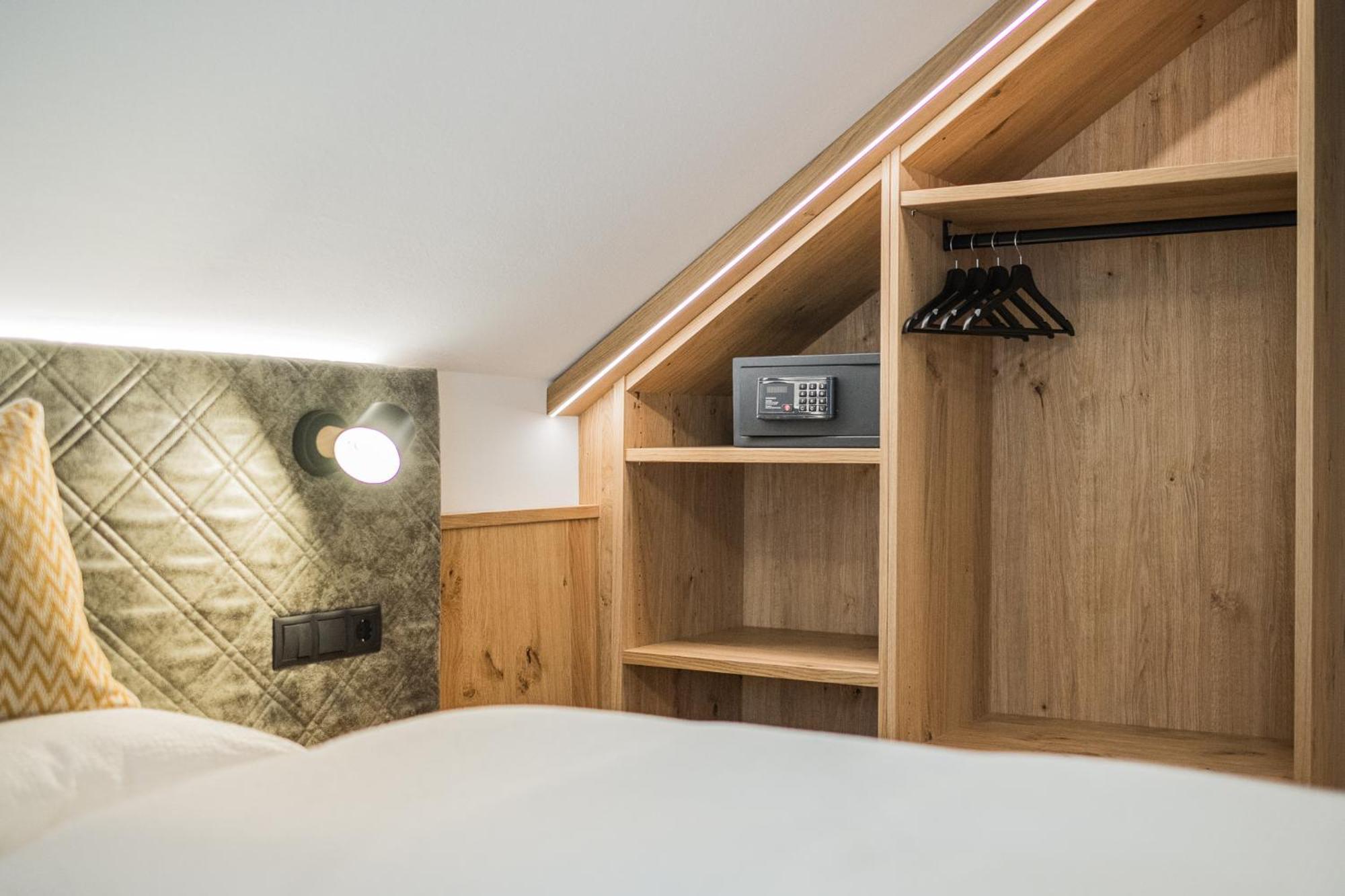 Gasthof Albergo Dolomiten Braies  Εξωτερικό φωτογραφία