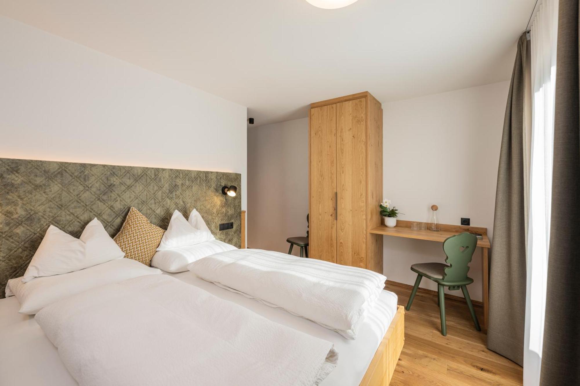 Gasthof Albergo Dolomiten Braies  Εξωτερικό φωτογραφία